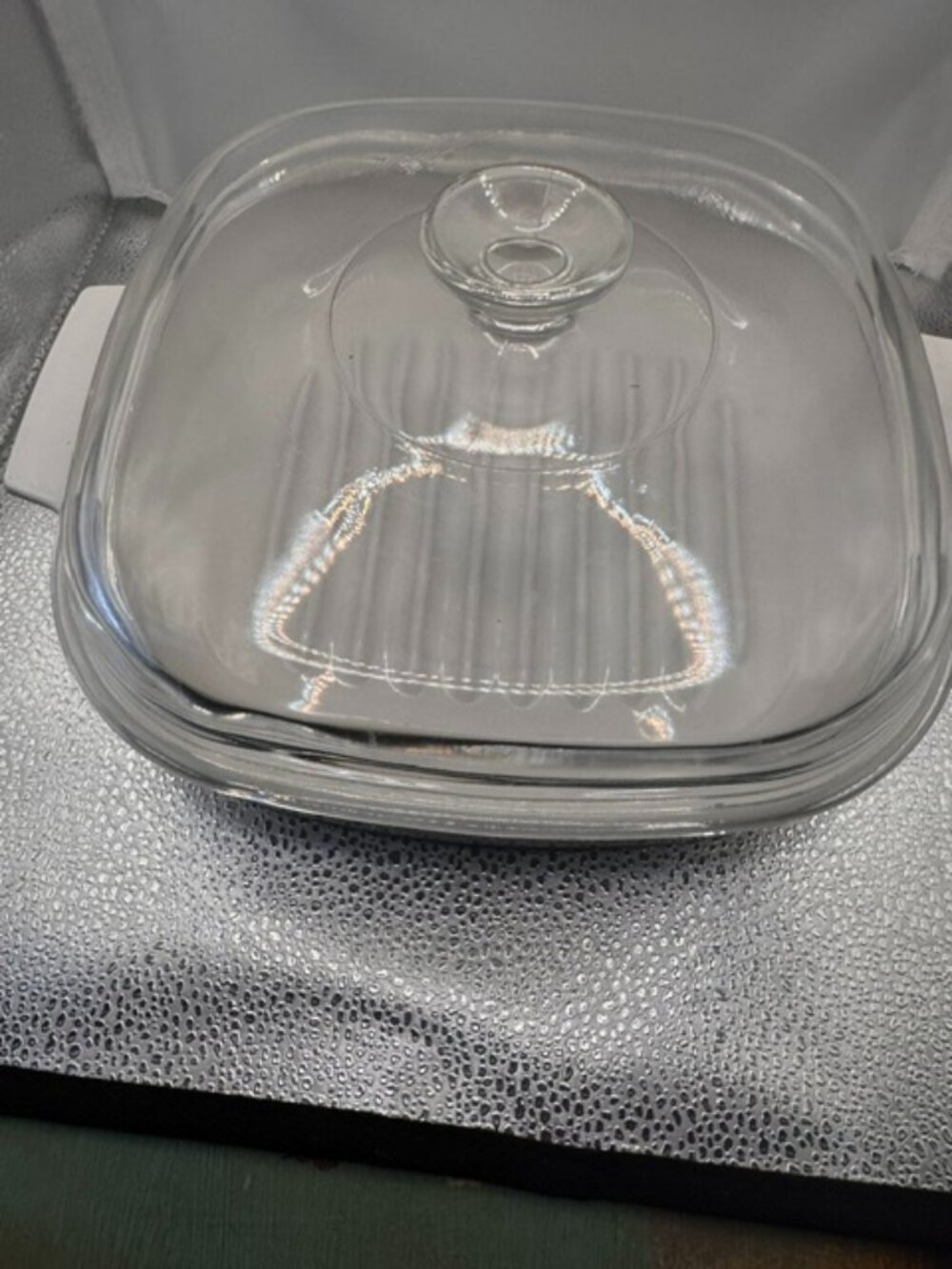 10" White CorningWare Casserole Ribbed Bottom Dish With Glass Lid